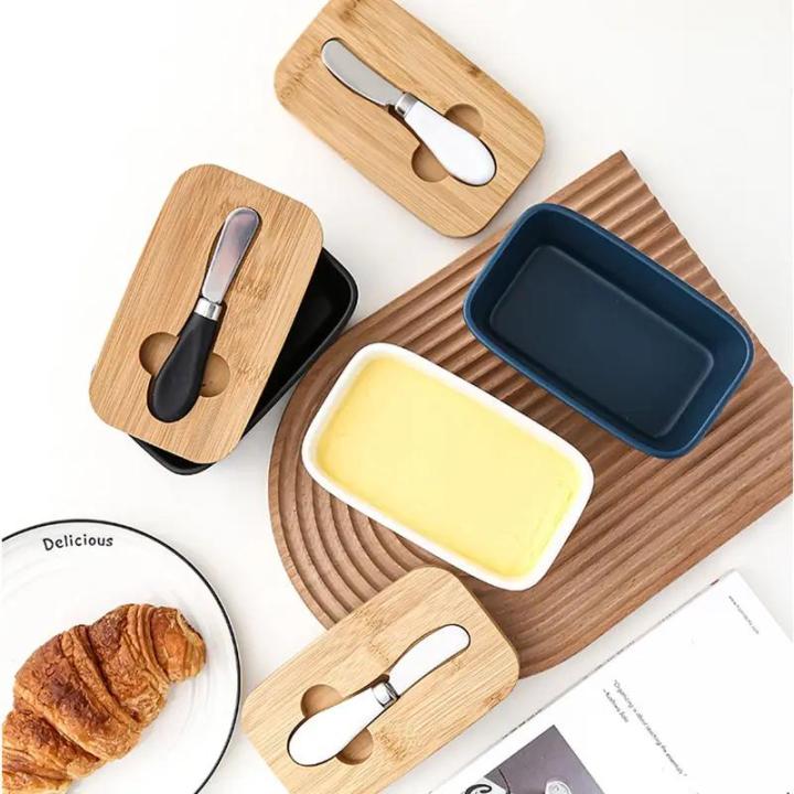 Elegant%20Porcelain%20Butter%20Dish%20with%20Knife,%20Large%20Ceramic%20Butter%20Dish%20with%20Lid%20and%20Natural%20Oak%20Wood%20Cover%20for%20Kitchen%20Decor%20and%20Accessories%20for%20Kitchen%20Gift,%20White%20-%20Image%206