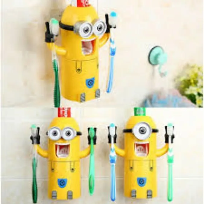 Minion%20Toothpaste%20Dispenser%20&%20Holder%20-%20Image%203