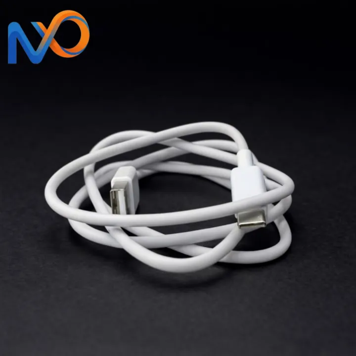 Multi-Connector%20Fast%20Charging%20Cable%208600%20Lightning%20/%20USB-C%20/%20Micro%20USB%20Compatible%20USB%203.0%20Data%20Sync%20&%20Rapid%20Charging%20Elegant%20White%20Color%20Design%20-%20Image%203
