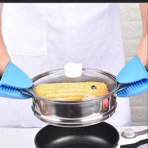 1%20pc%20silicon%20oven%20mitts-Thickened%20Mini%20Oven%20Gloves-%20Glove%20Pot%20Holder-%20Silicone%20Heat%20Resistant%20Pot%20Holder-Pinch%20Grip%20Bowl%20Clips-%20Kitchen%20Gloves%20Tools-silicon%20pot%20holder%20pair%20-%20Image%202