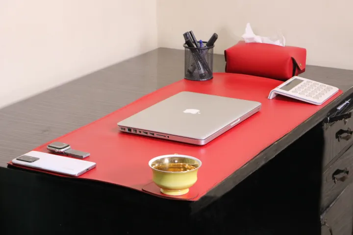 Leather%20Desk%20Pad%20PU%20Leather%20Sheet,%20Luxury%20Desk%20Sheet,%20Laptop%20Keyboard%20Mouse%20Pad,%20Writing%20Mat,%20Office%20table%20Mat%20,Water%20Proof%20Protector%20Mat%20For%20Office%20/%20Home,%20Laptop%20Desk%20Matt%20Single%20Sided%20-%20Image%206