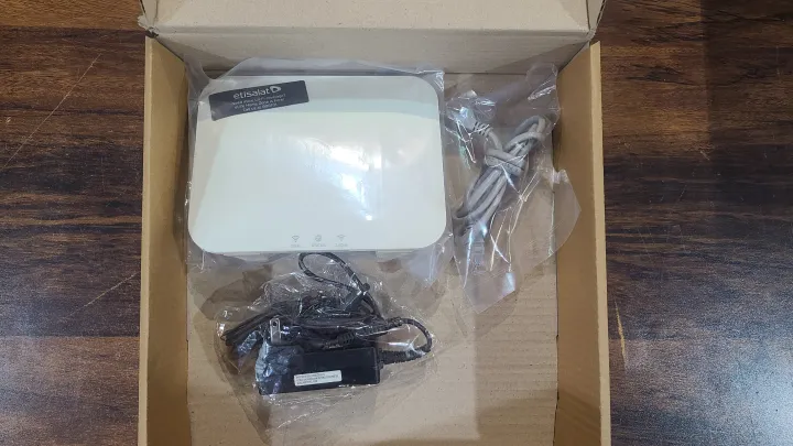 Etisalat%20wifi%20router%20S3%20AC%202100%20%20supports%20OpenWRT.%20With%20USB%20port%20Branded%20%20Etisalat%20S3%20Wi-fi%20Router%20%7C%20Renewed%20-%20Image%203