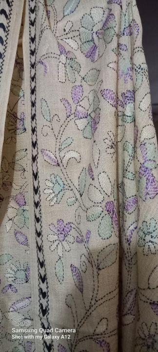 Multani%20Embroidered%20woolen%20Shawl%20-%20Image%203