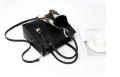 ladies handbags in Pakistan/ cheap online women bags/ trendy handbags/ stylish tote bags/ shoulder handbag. 