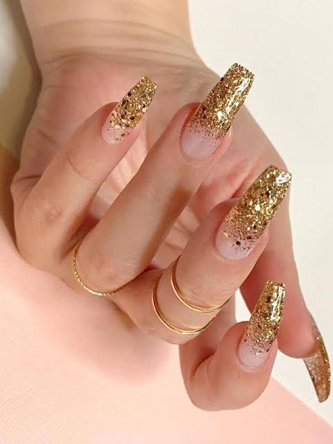 Diefe%20nail%20polish%20gold%20glitter%20-%20Image%202