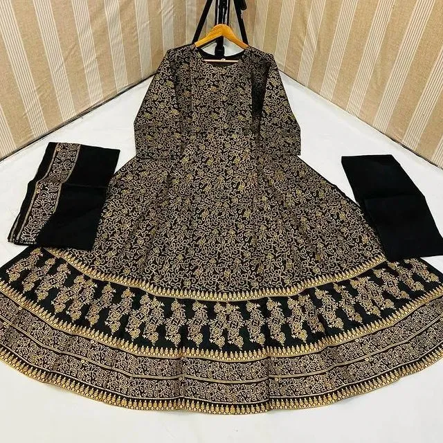 ladies%20fancy%20all%20over%20block%20print%20maxi%202piece%20-%20Image%208