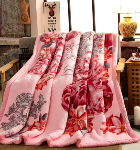 Beddy's%20Studio%20Double%20Ply%20Embossed%20Luxury%20Blanket%20For%20Winter%20King%20Size%20Kambal.%20-%20Image%203