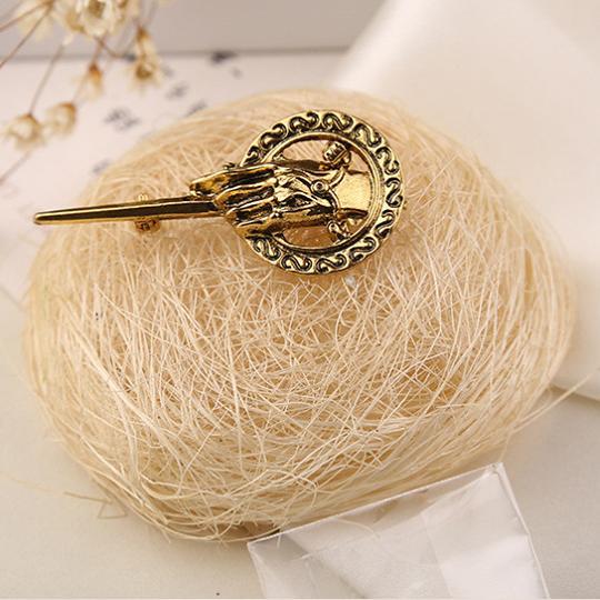 Game%20Of%20Throne%20Brooch%20Lapel%20Pin%20-%20Image%203