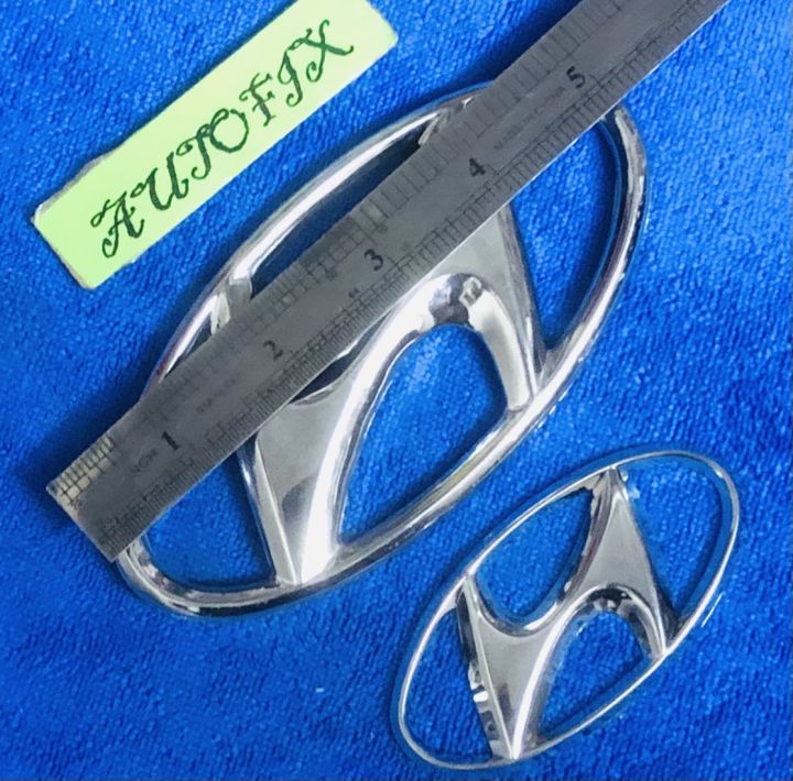 Hyundai%20Santro%20front%20and%20rear%20plastic%20Logo%2002%20PCS%20-%20Image%202