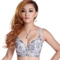 Women Seamless Side Support Plunge Bra Underwired Push Up Bra Embroidered. 
