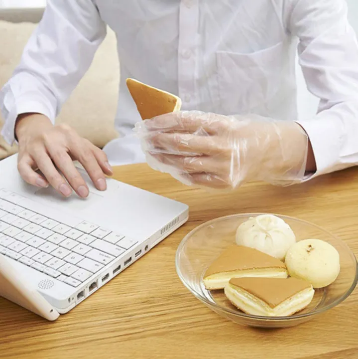 Disposable%20Food%20Prep%20Gloves%20-%20100%20Piece%20Plastic%20Food%20Safe%20Disposable%20Gloves,%20Food%20Handling,%20One%20Size%20Fits%20-%20Image%205
