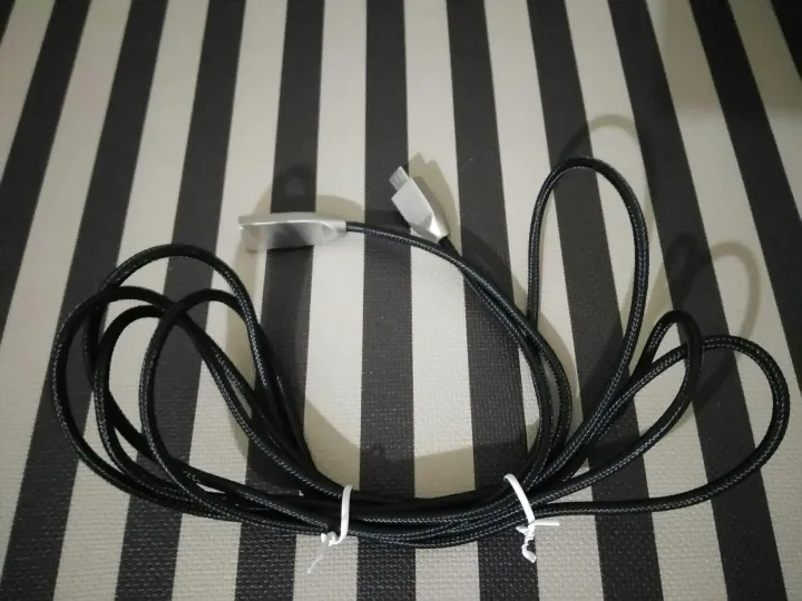 Original%202%20Meter%20Micro%20USB%20Data%20Cable%20Metal%20Cylinder%20Head%20-%20Image%204