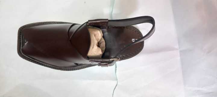 New%20Peshawari%20Thripal%20Gear%20Chapals%20Black%20Colour%20Handmade%20Charsadda%20100%25%20Leather%20Tyre%20Rubber%20Sole%20Size%207%208%209%2010%2011%2012%20All%20sizes%20Availabe%20-%20Image%203