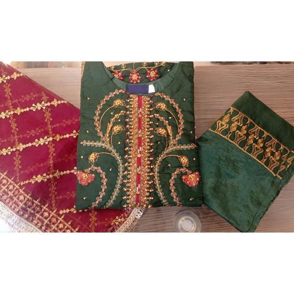 Women's%20Fashion%20%7C%20Embroidered%20Dress%20%7C%20Online%20Shop%20%7C%20ready%20to%20wear%20-%20Image%202