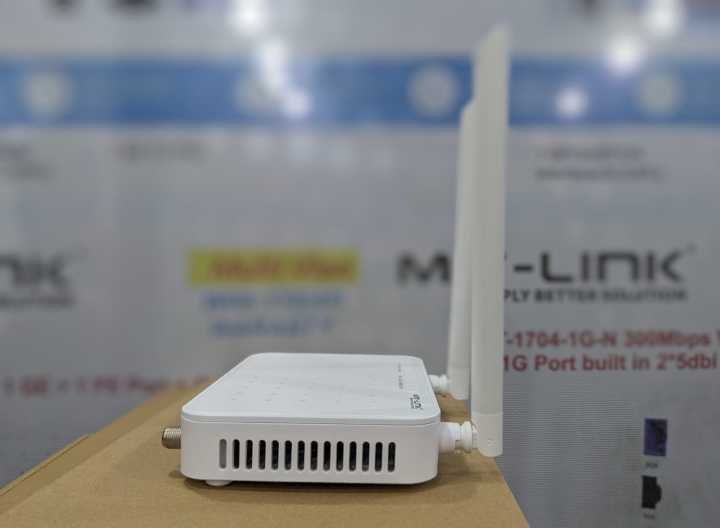 MT-Link%201704-1G-N-RF%20%7C%20300Mbps%20Wireless%20With%20Fiber%20Router%20Cable%20TV%20%20%7C%20Catv%20xPON%20Routers%20-%20Image%203