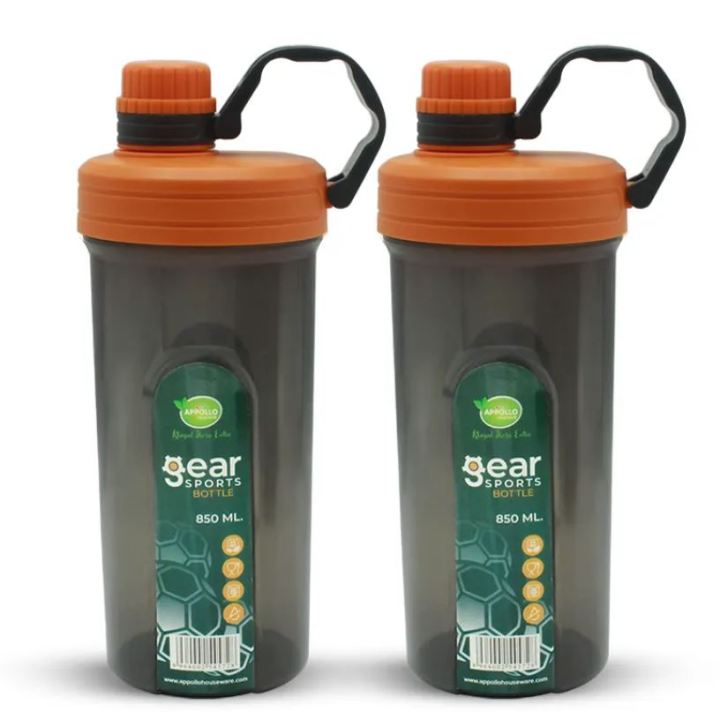 Gear%20Sports%20Water%20Bottle%20Premium%20Quality%20Plastic%20Bottle%20-%20Image%202