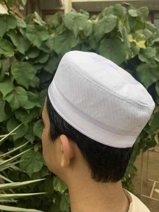 Men's%20Namaz%20Cap%20Cloth%20Contrasting%20Boqus%20Prayer%20Cap%20/%20Namaz%20Topi%20/%20Islamic%20Cap%20-%20Image%203