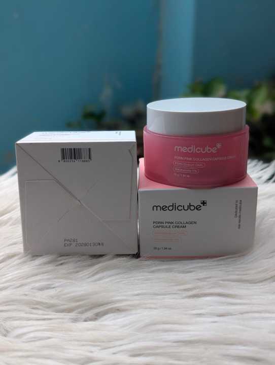 Medicube%20PDRN%20Pink%20Collagen%20Capsule%20Cream%20%E2%80%93%20Intensive%20Firming%20&%20Hydrating%20Anti-Aging%20Moisturizer%20(55g,%20Made%20in%20Korea)%20-%20Image%203