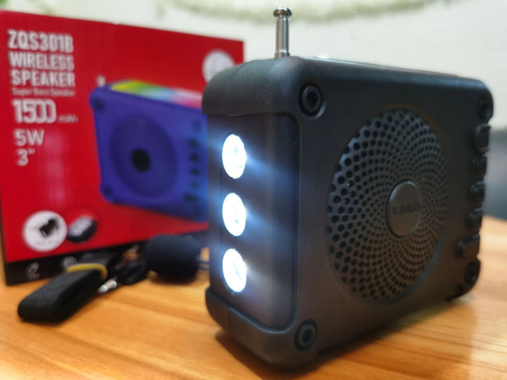 Voice%20Amplifier%20Teaching%20Assistant%20Speaker%20Wired%20Microphone%20Headset%20and%20Waistband%20Bluetooth,%20FM%20Radio,%20USB%20&%20TF%20Card%20Support%20-%20Image%204