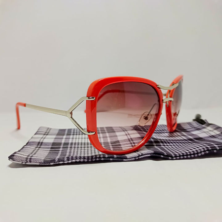 Sunglasses%20For%20Women%20Stylish%20Branded%20Anti%20UV%20Big%20Metallic%20Frame%20Sunglasses%20With%20Free%20Sunglasses%20Cover%20-%20Image%208