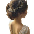Fancy Wedding Bridal Hair Comb Jewelry Flower Crystal Tiaras & Hair Accessories. 