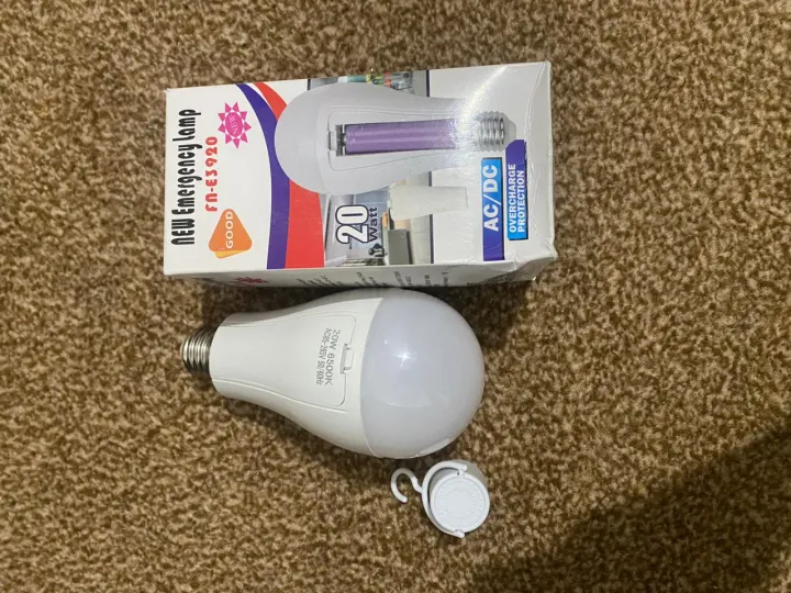 Portable%20Cordless%20Charging%2020W%20Emergency%20Bulb%20%7C%20Rechargeable%20Emergency%20Led%20Light%20%7C%20Charging%20Light%20bulb%20-%20Image%203