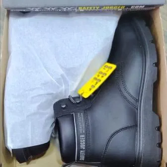 Safety%20Shoes%20X1100%20-%20Image%202