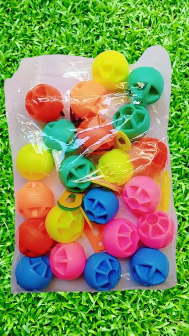 Taka%20Tak%20Game%20-%20Takara%20Tomy%20Beyblade%20Metal%20&%20Burst,%20Takatak%20Toy,%20Takara%20Tomy%20Car,%20High-Quality%20Clacker%20Ball,%20Trending%20Kids'%20Physical%20Game%20(Assorted%20Color)%20-%20Image%202