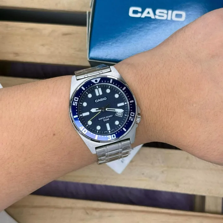 Original%20Casio%20-%20MTD-135D-2AVDF%20Stainless%20Steel%20Wrist%20Watch%20For%20Men%20/%20Watch%20For%20Boys%20-%20New%20Launch%202025%20-%20Image%204