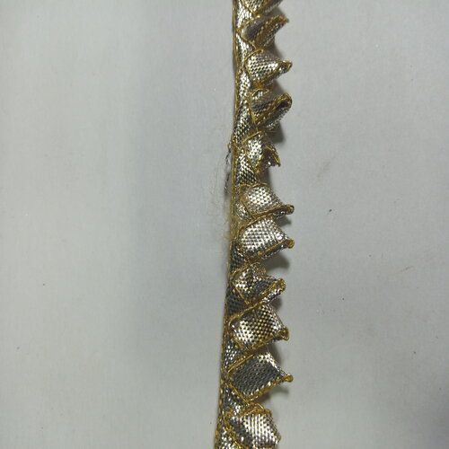 Golden%20colour%20gota%20kinari%20lace%20for%20sale%20in%20very%20reasonable%20price.%20-%20Image%204