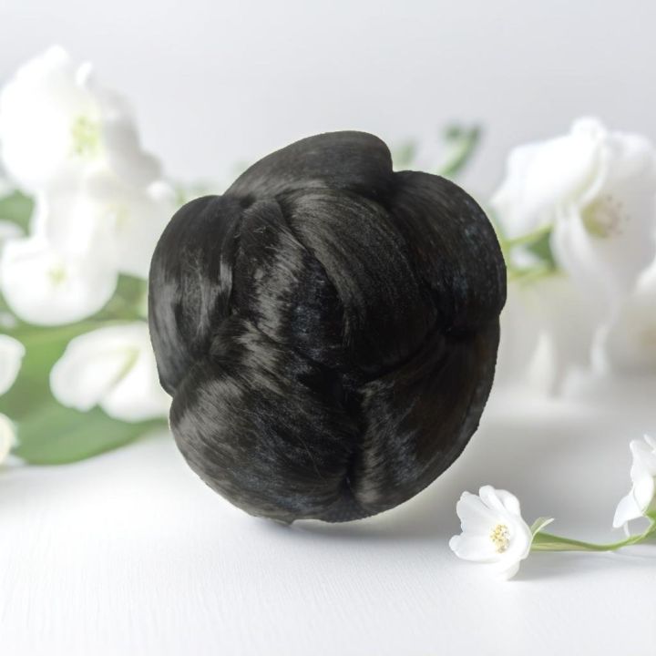Hair bun Black New Stylish And Beautiful Jura For Girls. Instantly Upgrade Your Events With This Jura.