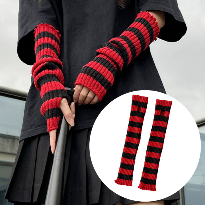 Arm Sleeves Stretchy Knitted Arm Sleeves with Thumbhole Design Red-black Striped Half Finger Arm Gloves for Cosplay Halloween Costume Women's Elbow Length Arm Warmer