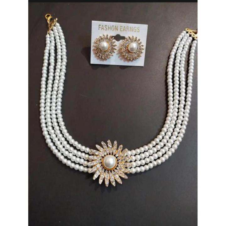 Stylish White Pearls Necklace Set Stud With Earrings For Girls & Woman