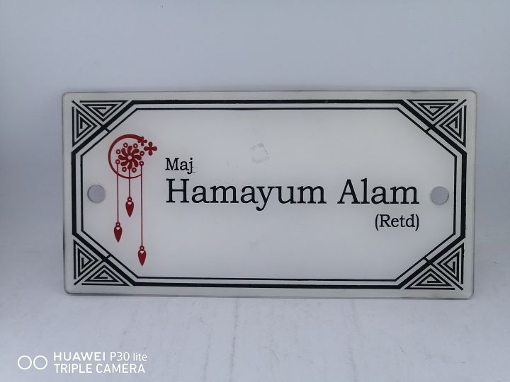 Custom%20Acrylic%20House%20Name%20Plate%20Stylish%20Door,%20Office,%20and%20Table%20Name%20Plate%20Personalized%20Design%20for%20Home%20Decor%20-%20Image%203