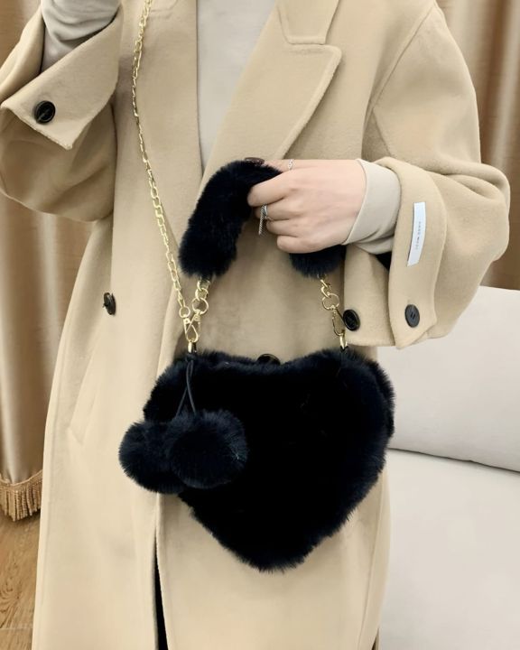 Lovely%20Furr%20Heart%20Fluffy%20Crossbody%20Plush%20Bags%20For%20Girls%20Fur%20Handle%20Shoulder%20Hand%20Bags%20For%20Womens%20-%20Image%206