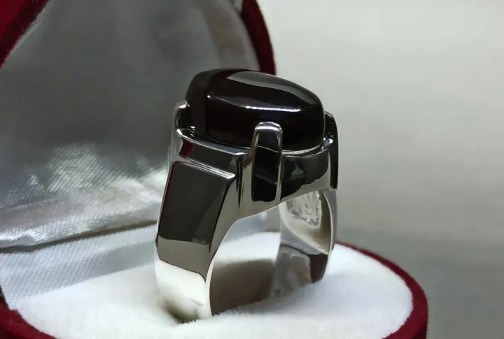 Natural%20Unheated%20Untreated%20Blood%20Red%20Aqeeq%20Mens%20Ring%20Sterling%20Silver%20925%20Deep%20Red%20Agate%20Ring%20Handmade%20Carnelian%20Ring%20Pure%20Chandi%20Ring%20Hakik%20Ring%20Akik%20Ring%20Aqiq%20Ring%20Shifat%20Al%20Abad%20Ring%20-%20Image%204