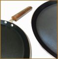 Hot Plate Non stick Tawa 30cm 33cm 36cm Hot Plate tawa 11 inches 12 inches 13 inches Non-Stick induction Tawa Cookware set Paratha Pan Baking Wooden Handle Long Usage Non Stick Tawa for Chapatti & Dossa Naan Bread Nonstick fry Pan Roti Tava. 