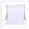 1 x White chroma key background 5x3ft. 