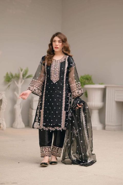 Organza%20Black%203%20Pieces%20Embroidered%20Stitch%20Ladies%20Suit%20Read%20y%20to%20Wear%20for%20Girls%20and%20Women%20-%20Image%207