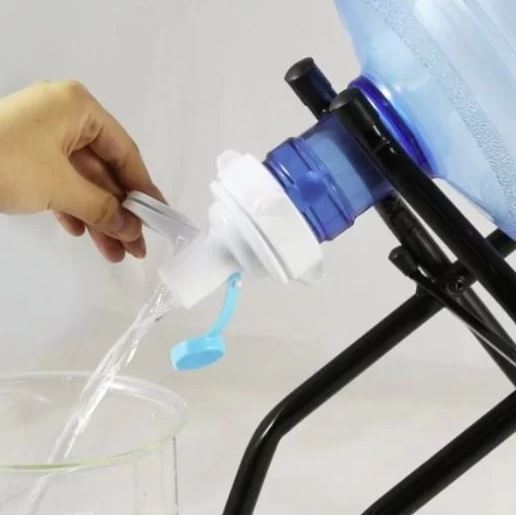 High%20Quality%20Water%20Bottled%20Tap%20Dispenser%20%E2%80%93%20Eco-friendly%20Refillable%20Bottle%20Cap%20-%20Image%202