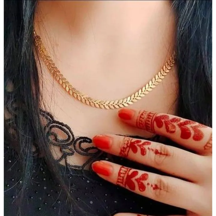 Best%20Qualtiy%20Golden%20Leaf%20Chain%20Fish%20bone%20chain%20Design%20For%20Girls%20And%20Womens%20-%20Image%203
