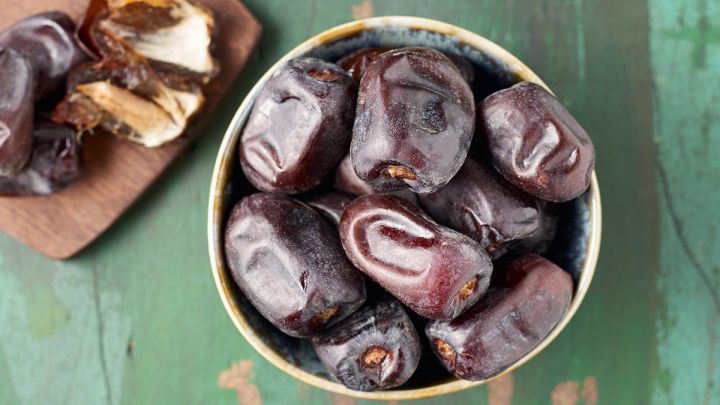 Irani Mazafati Khajoor 250g, Premium Dates, Soft Juicy Dates, Healthy Dry Fruits, Energy Boosting Dates, Fiber-Rich Mazafati, Natural Sweet Dates, Mazafati Dates Online, Festive Dry Fruits, Quick Snack Dates