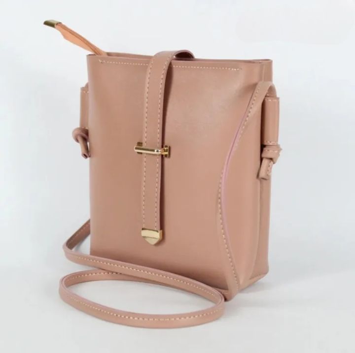 Mini%20Bucket%20Crossbody%20Shoulder%20Bag%20for%20Girls%20with%20Long%20Strap,%20PU%20Leather,%20Casual%20Style,%20Multiple%20Colors%20-%20Image%204