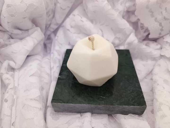 Diamond%20Hexagon%20Candles%20Geometric%20Candle%20Home%20D%C3%A9cor%20-%20Modern%20Decorative%20-%20Parrafine%20Wax%20Diamond%20Shaped%20Candle%20-%20Image%204