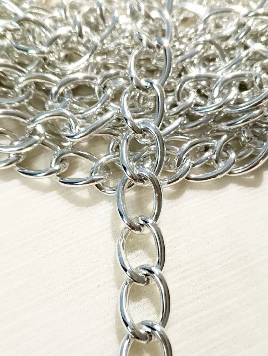 1%20Yard%2010mm%20Premium%20Quality%20Chain%20for%20Handmade%20Jewelry%20and%20DIY%20Crafting%20%7C%20Silver-Plated%20Curb%20Chain%20for%20Crafting%20Jewelry%20%7C%20Purse%20Clutches%20Cross%20Body%20Bags%20Chain%20-%20Image%203