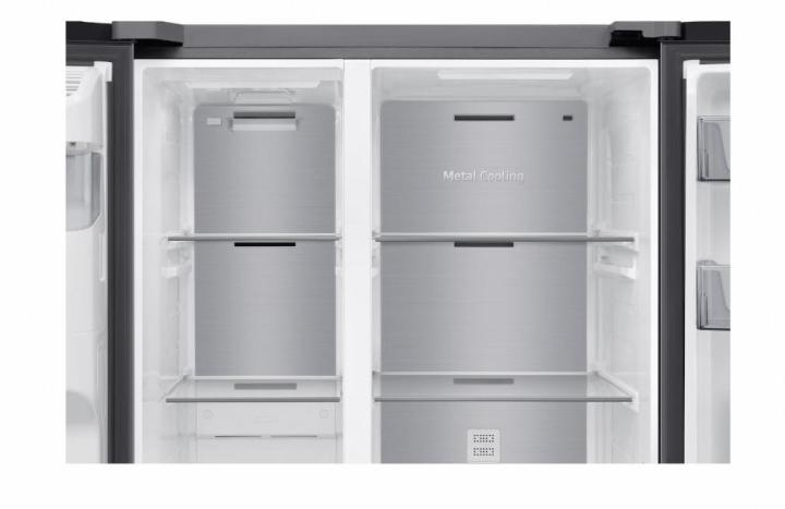 Samsung%20635L%20SBS%20No-Frost%20Refrigerator%20with%20Water%20Dispenser%20Model:%20RS70F64K1TAE%20-%20Image%204