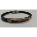 Bracelet. 