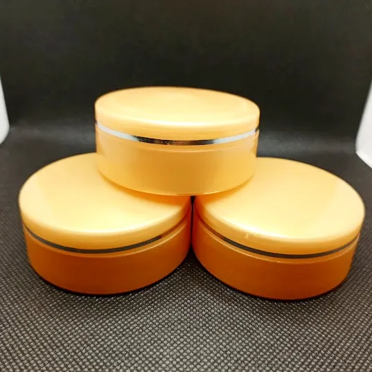 Empty%20Cream%20Containers%20Cosmetic%20Jars%2018%20Gram%20Refillable%20Plastic%20Cream%20Pot%20Jar%20-%20Image%202