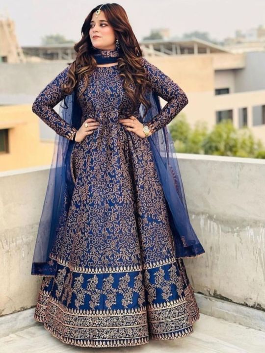 3Pc%20Stitched%20Block%20Print%20Long%20Fancy%20Maxi%20Dresses%20For%20Girls%20&%20Women%20For%20Wedding%20-%20Image%205