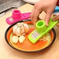 1/2PCs Multi Functional Ginger Garlic Grinding Slicer Mini Cutter Hand Press Grinding Crusher Chopper Kitchen Accessories. 